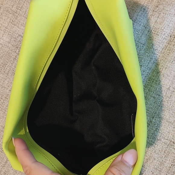 RAINS Lime Green Small Wash Bag Toiletry Bag Used *MARKS - Picture 7 of 8